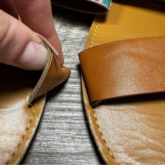 Qupid Two Strap Sandal Size 9 - Picture 3 of 7